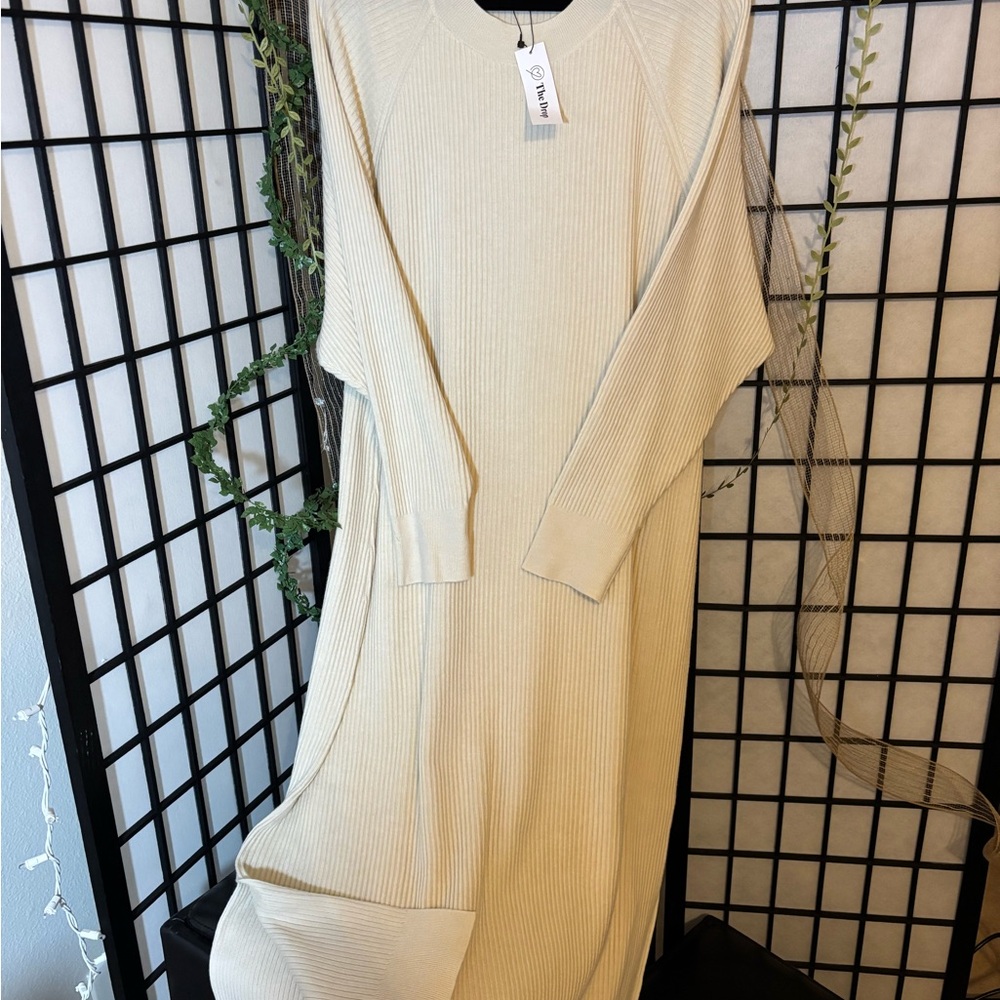 The Drop Chic Heathered Oatmeal Ribbed Knit Dress
